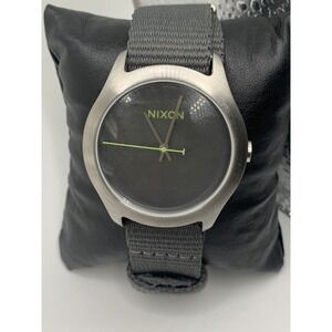 NIXON / ANALOG GRY #459F VERYGOOD WRISTWATCH F/S JAPAN